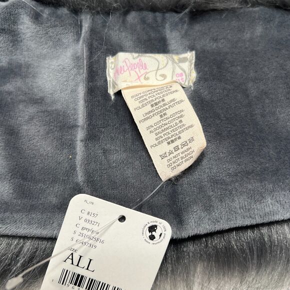 FREE PEOPLE JAGGER FAUX FUR SCARF COLLAR GRAY / GREEN 55" X 5" - Picture 4 of 5